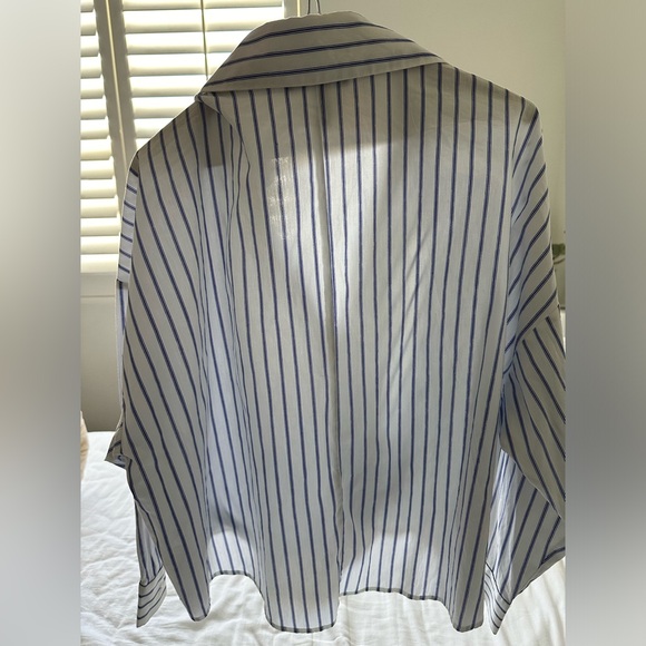 Button up Top - Picture 3 of 4